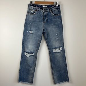 Avec Le Filles women’s high rise distressed boyfriend jeans. Size 28